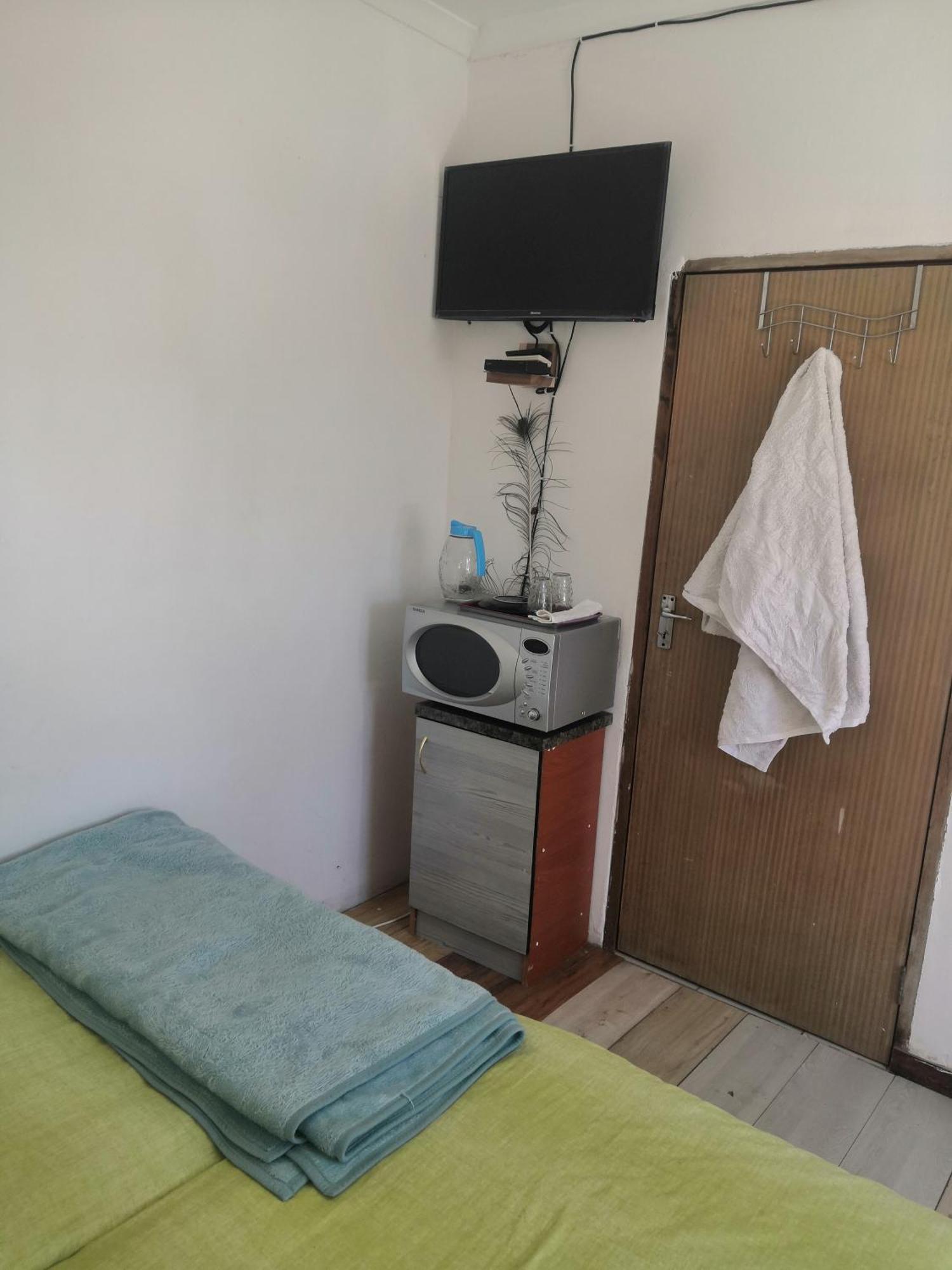Leone Paris Lejlighed Windhoek Værelse billede